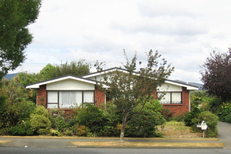 Photo of property in 173 California Drive, Totara Park, Upper Hutt, 5018