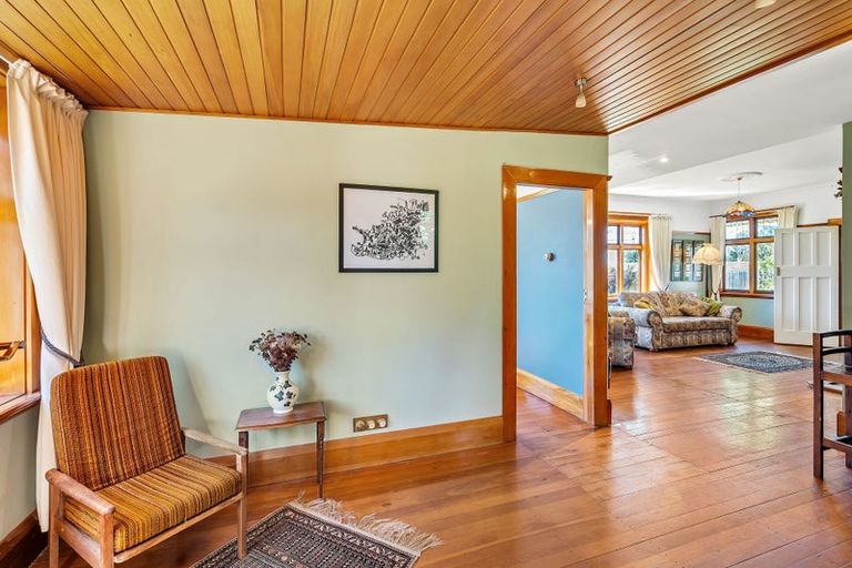 Photo of property in 3 Cross Street, Coalgate, 7673