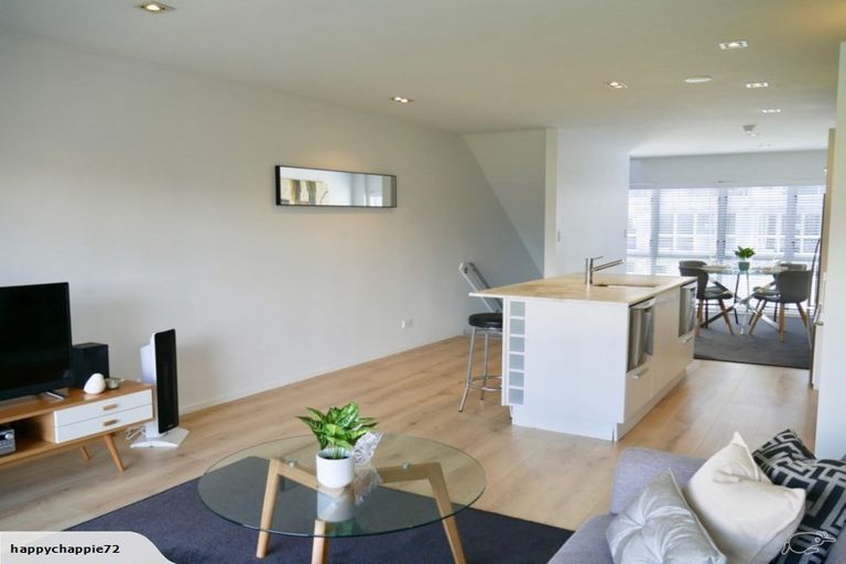 Photo of property in 10 Beaumont Street, Wanaka, 9305