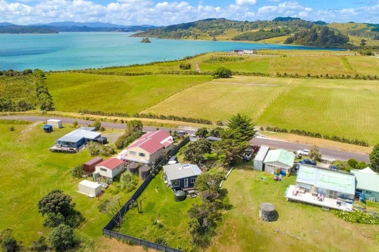 Photo of property in 29 Koutu Point Road, Opononi, Kaikohe, 0473