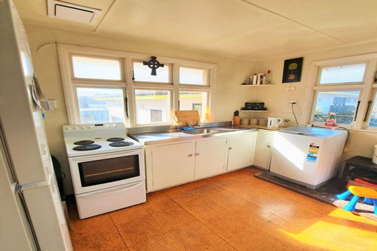 Photo of property in 2 Centennial Avenue, Balclutha, 9230