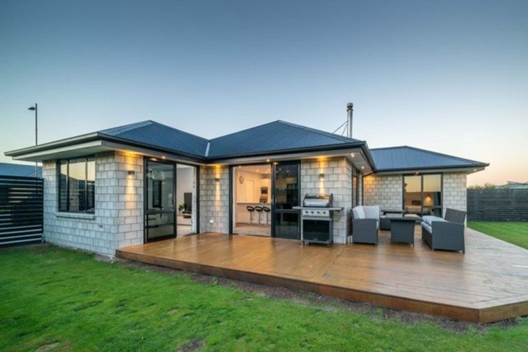 Photo of property in 45 Andesite Drive, Rolleston, 7614