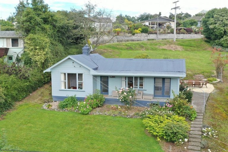 Photo of property in 18 Coulter Place, Geraldine, 7930