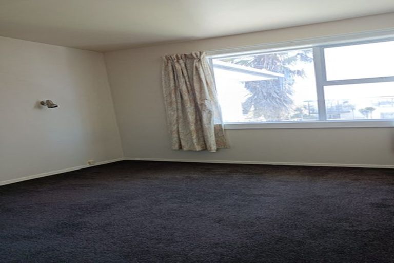 Photo of property in 2/22 Clare Road, St Albans, Christchurch, 8014