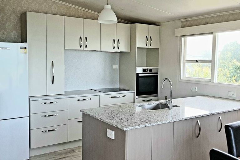 Photo of property in 18a Wharfe Street, South Hill, Oamaru, 9400