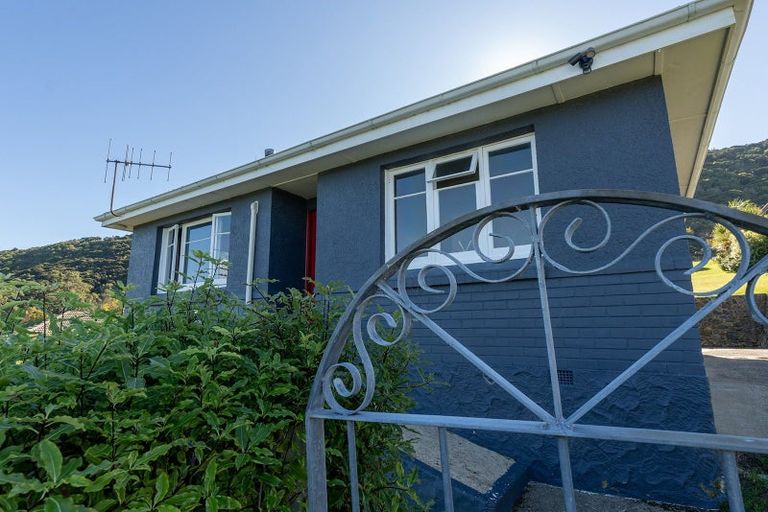 Photo of property in 6 Hinau Street, Ravensbourne, Dunedin, 9022