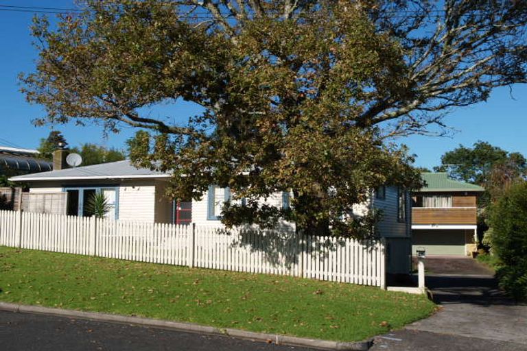 Photo of property in 1/8 Gibraltar Street, Howick, Auckland, 2014