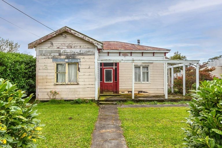 Photo of property in 11 Hayward Street, Featherston, 5710
