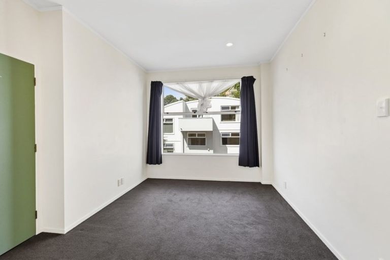 Photo of property in Fernhill Flats, 9/324 The Terrace, Te Aro, Wellington, 6011