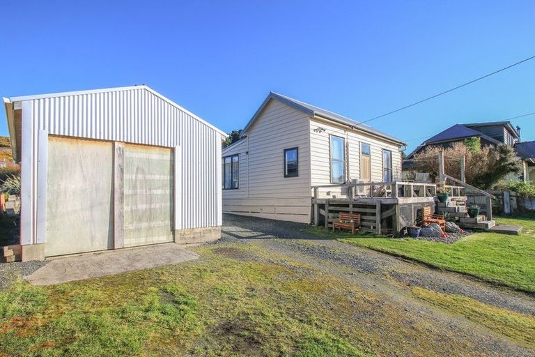 Photo of property in 36 Mcdougall Street, Bluff, 9814