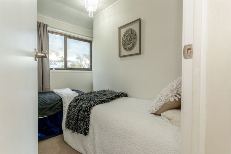 Photo of property in 12 Moana Terrace, Snells Beach, 0920