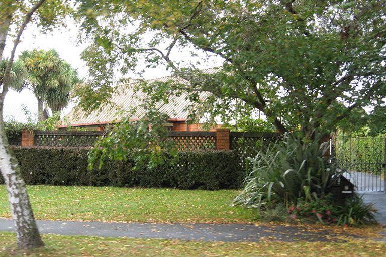 Photo of property in 7 Tripp Place, Ilam, Christchurch, 8041