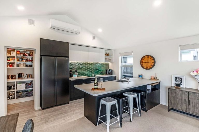 Photo of property in 8 John Raven Lane, Woodend, 7610