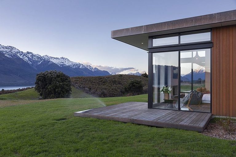 Photo of property in Wyuna, 5 River Valley View, Glenorchy, 9372