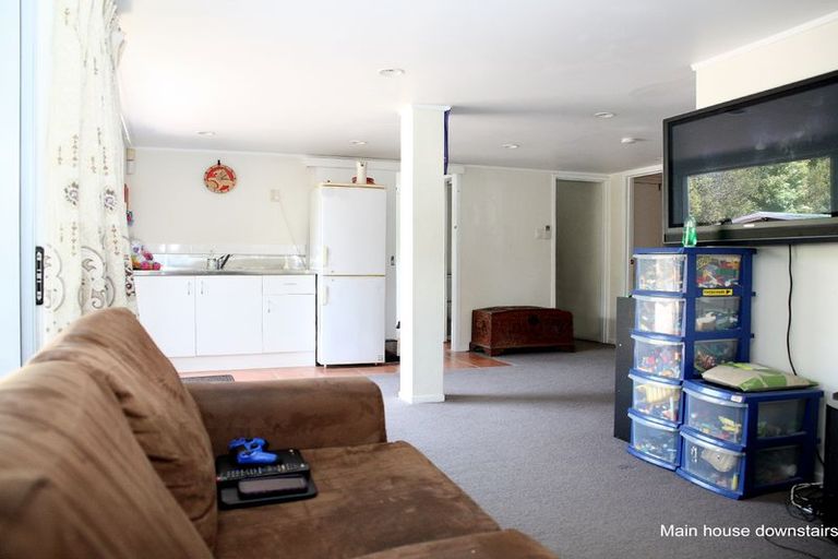 Photo of property in 28 Boundary Road, Opaheke, Papakura, 2113
