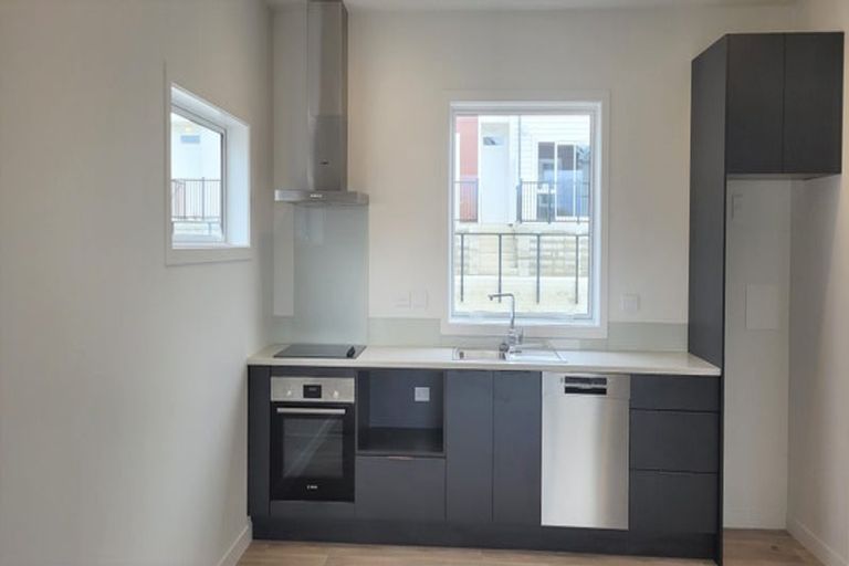 Photo of property in 15/30 Adventure Drive, Whitby, Porirua, 5024