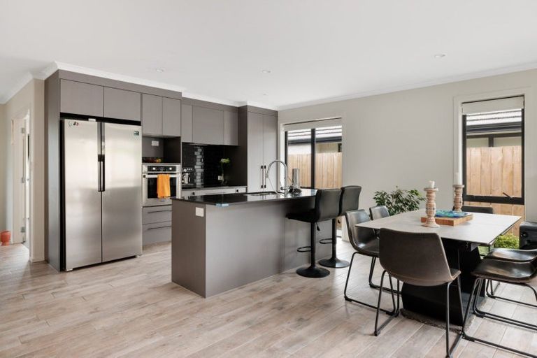 Photo of property in 81 Pakanga Grove, Pyes Pa, Tauranga, 3112