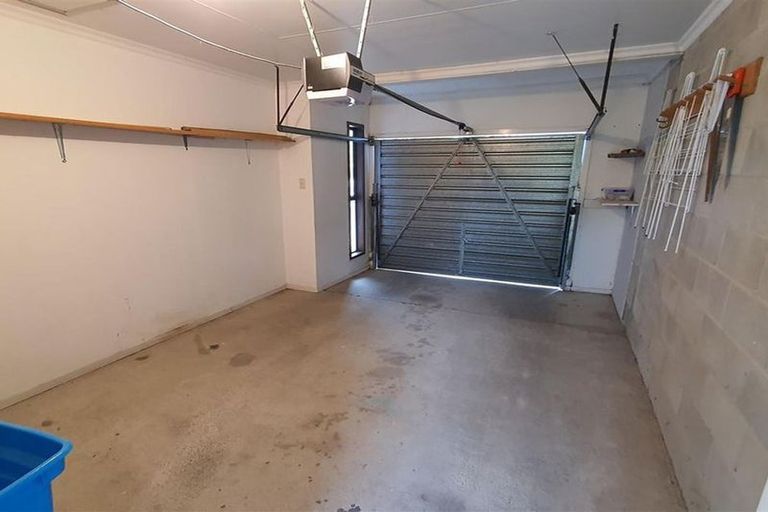 Photo of property in 8 Bond Street, Waimate, 7924