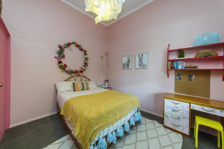 Photo of property in 93 Trickers Road, Bulls, 4818