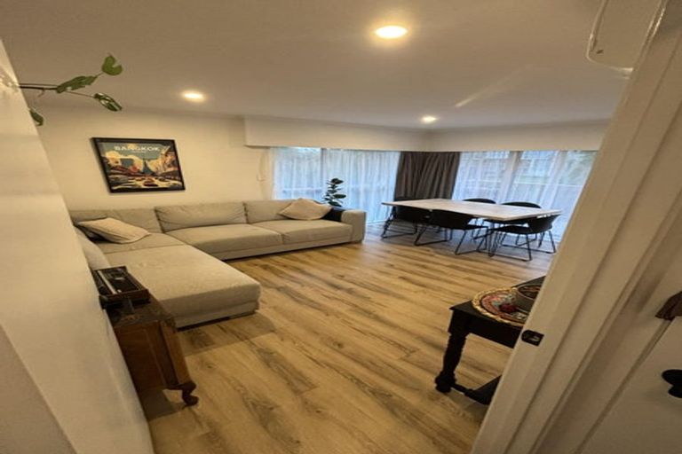 Photo of property in 3/28 Copley Street, New Lynn, Auckland, 0600