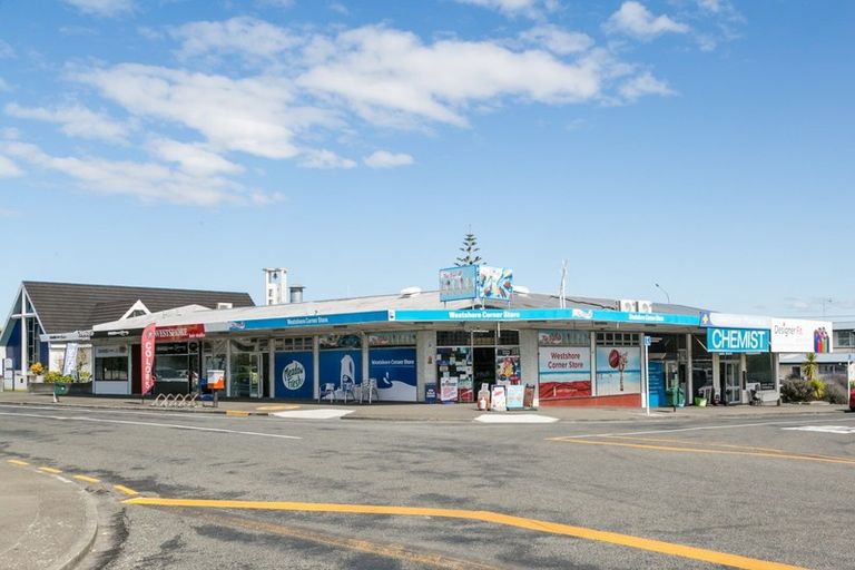 Photo of property in 64 Charles Street, Westshore, Napier, 4110