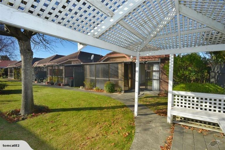 Photo of property in 10/218 Lincoln Road, Addington, Christchurch, 8024