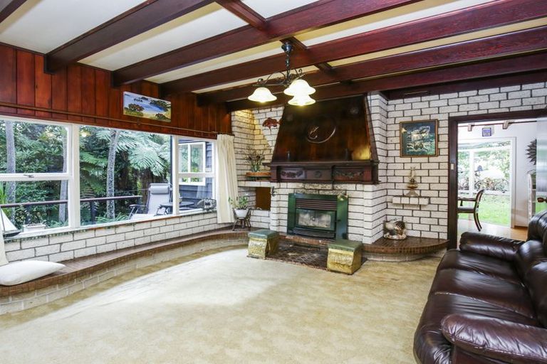 Photo of property in 87c Woodglen Road, Glen Eden, Auckland, 0602