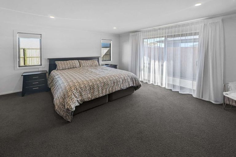 Photo of property in 8 Mcquillan Avenue, Woodend, 7610