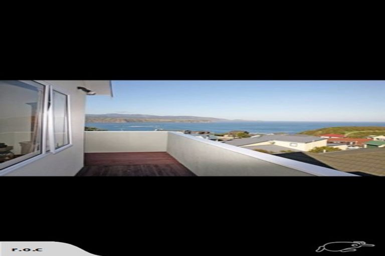 Photo of property in 25 Bowes Crescent, Strathmore Park, Wellington, 6022