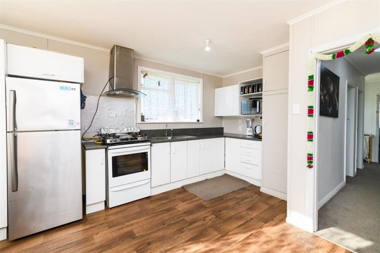 Photo of property in 33 Holland Crescent, Bulls, 4818