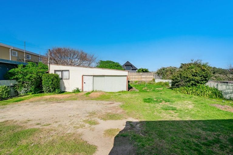 Photo of property in 14a Falla Street, Paraparaumu Beach, Paraparaumu, 5032
