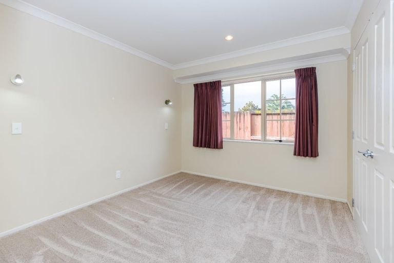 Photo of property in 32 Miers Glade, Rototuna North, Hamilton, 3210