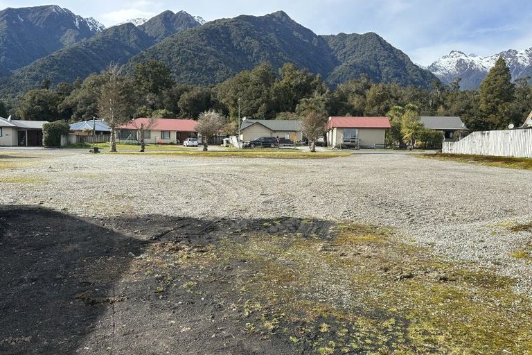 Photo of property in 30 Pekanga Drive, Fox Glacier, 7886