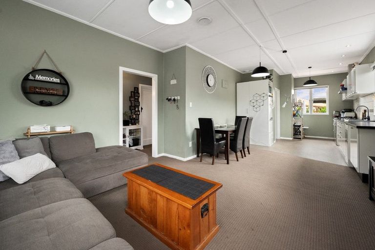 Photo of property in 50 Beach Road, Katikati, 3129