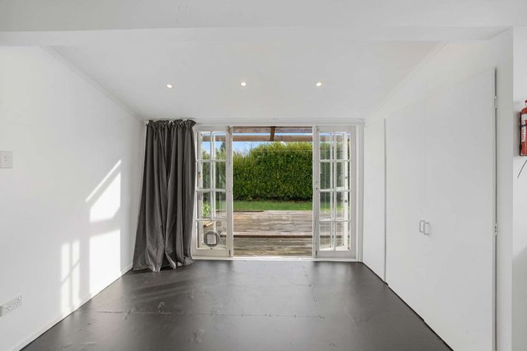 Photo of property in 2634 Mountain Road, Tariki, Stratford, 4394