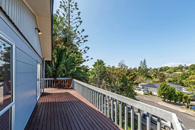 Photo of property in 5 Freya Place, Torbay, Auckland, 0630