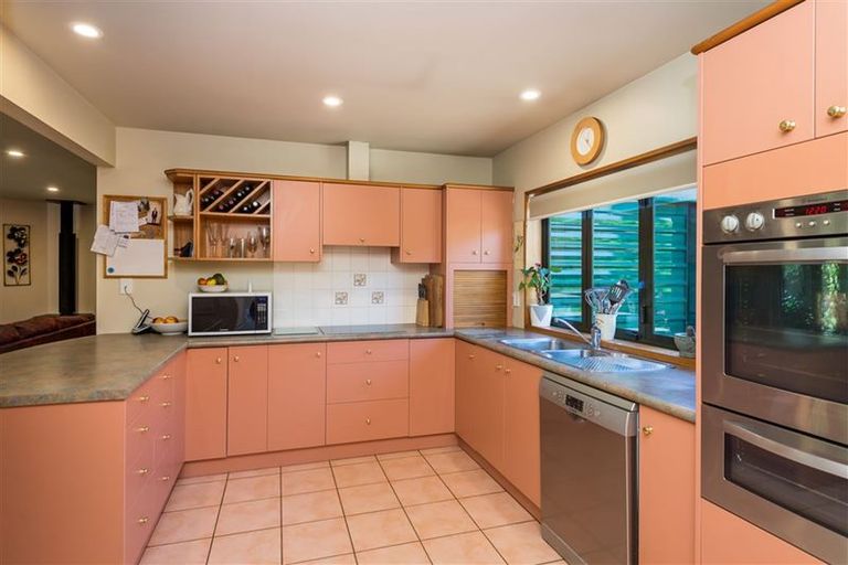 Photo of property in 8 Appleton Place, Woodend, 7610