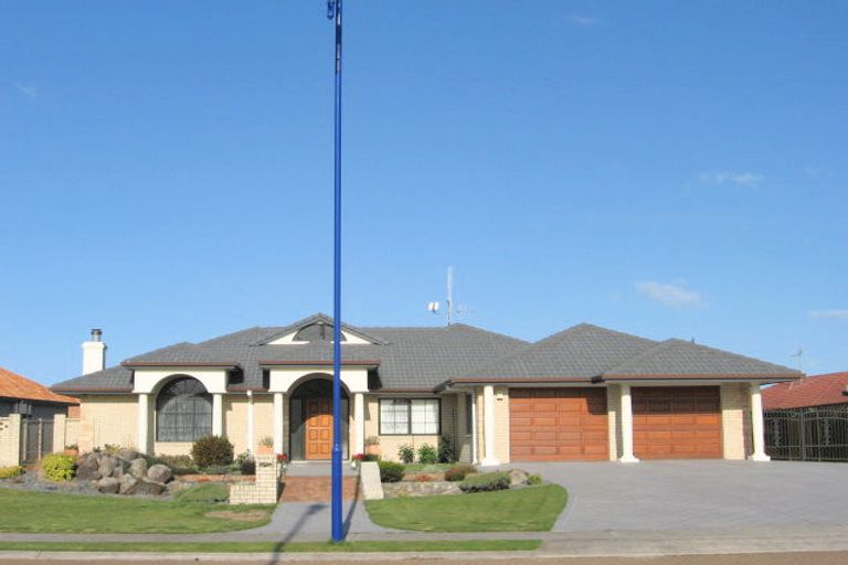 Photo of property in 57 Palm Beach Boulevard, Papamoa Beach, Papamoa, 3118