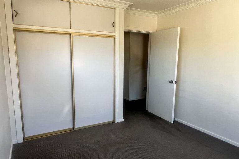 Photo of property in 2/186 Blighs Road, Strowan, Christchurch, 8052