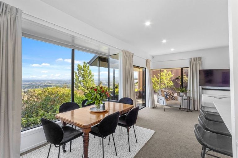 Photo of property in 28 Westenra Terrace, Cashmere, Christchurch, 8022