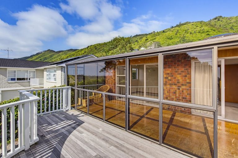 Photo of property in 107 Winara Avenue, Waikanae, 5036