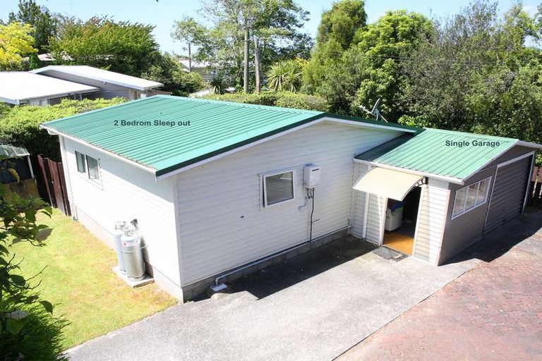 Photo of property in 28 Boundary Road, Opaheke, Papakura, 2113
