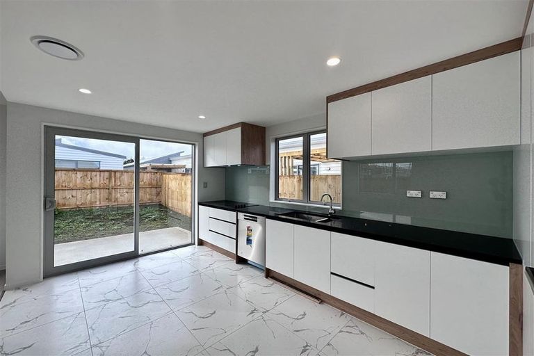 Photo of property in 10 Heihei Street, Papakura, 2110