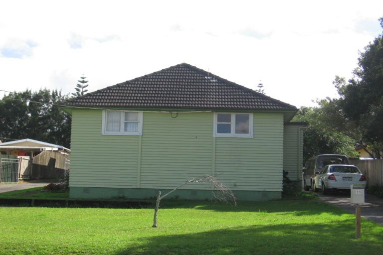 Photo of property in 2/18 Tahi Terrace, Glen Eden, Auckland, 0602