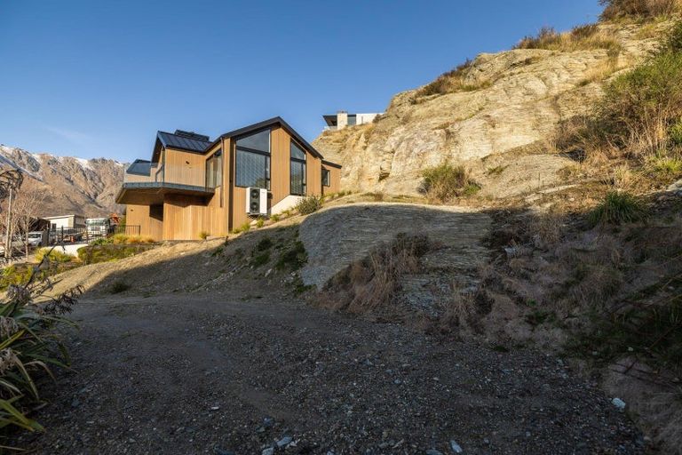 Photo of property in 2 Old Homestead Place, Kawarau Falls, Queenstown, 9300
