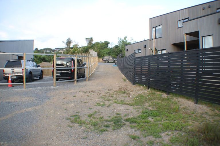 Photo of property in 10 Highfield Place, Korokoro, Lower Hutt, 5012