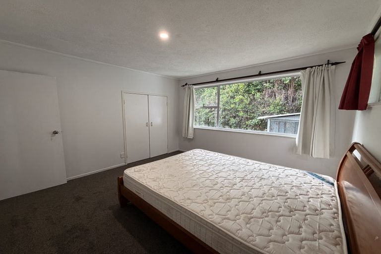 Photo of property in 85 Girrahween Drive, Totara Vale, Auckland, 0629
