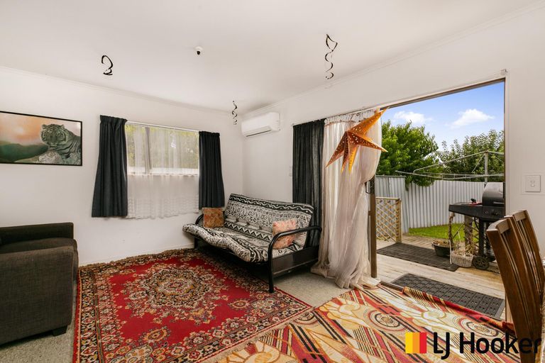 Photo of property in 25 Astor Place, Manurewa, Auckland, 2102