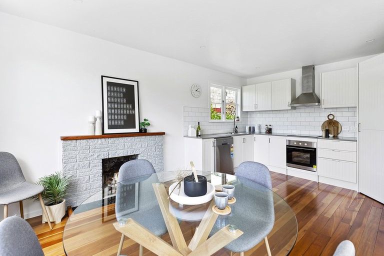 Photo of property in 243 Main Road, Tawa, Wellington, 5028