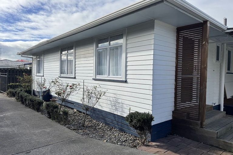 Photo of property in 8 Vesty Avenue, Hillcrest, Hamilton, 3216